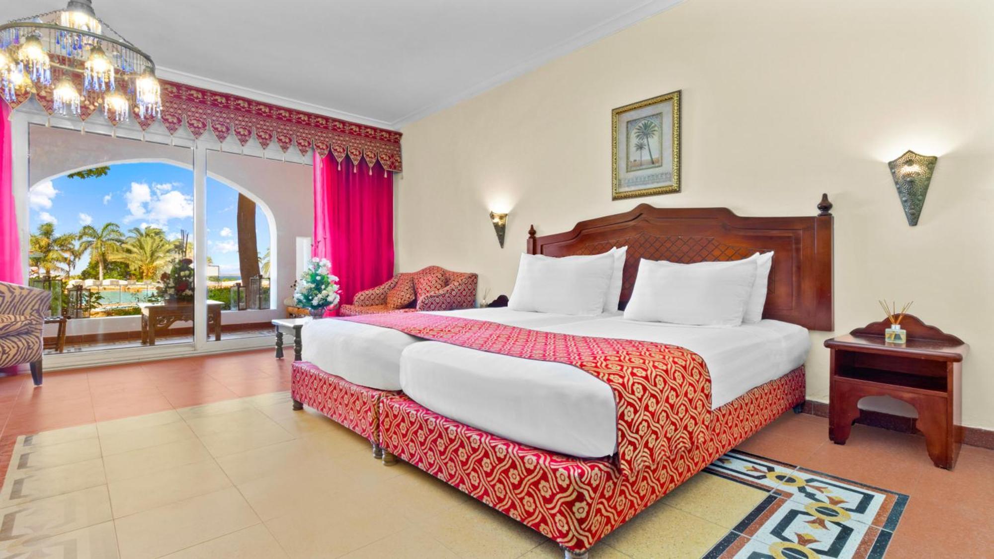 Harem Deluxe Queen or Twin Room Pool View & Garden View,1615647065:JPEG